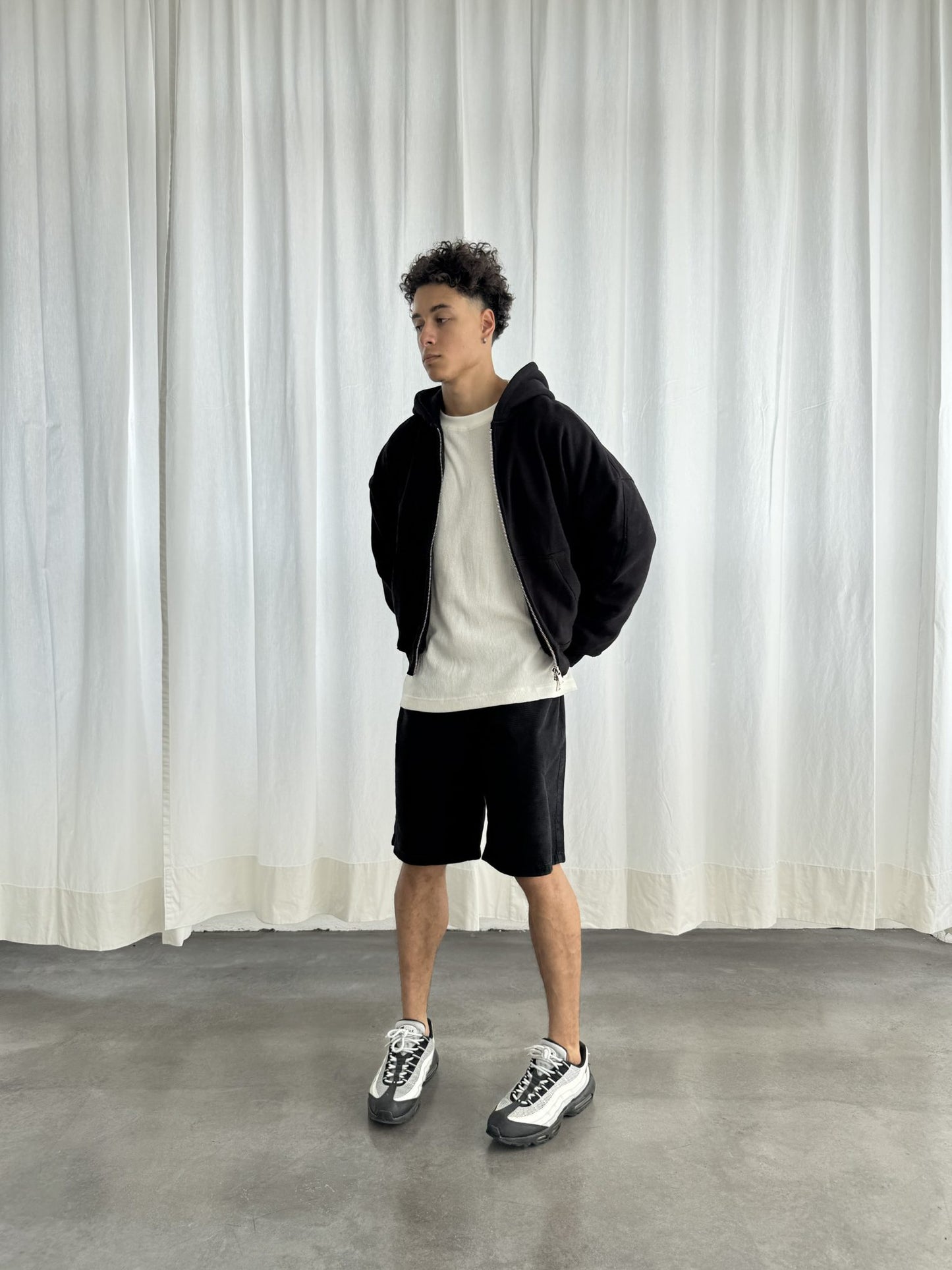 KLIMEK | BEATER – HOODIE BLACK