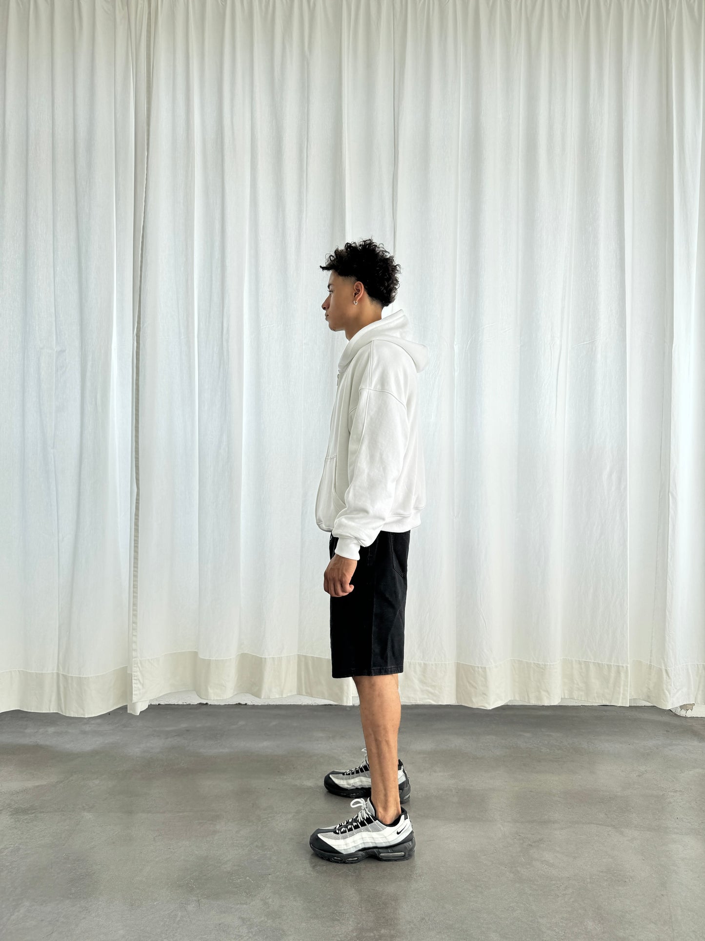 KLIMEK | BEATER – ZIPHOODIE WHITE