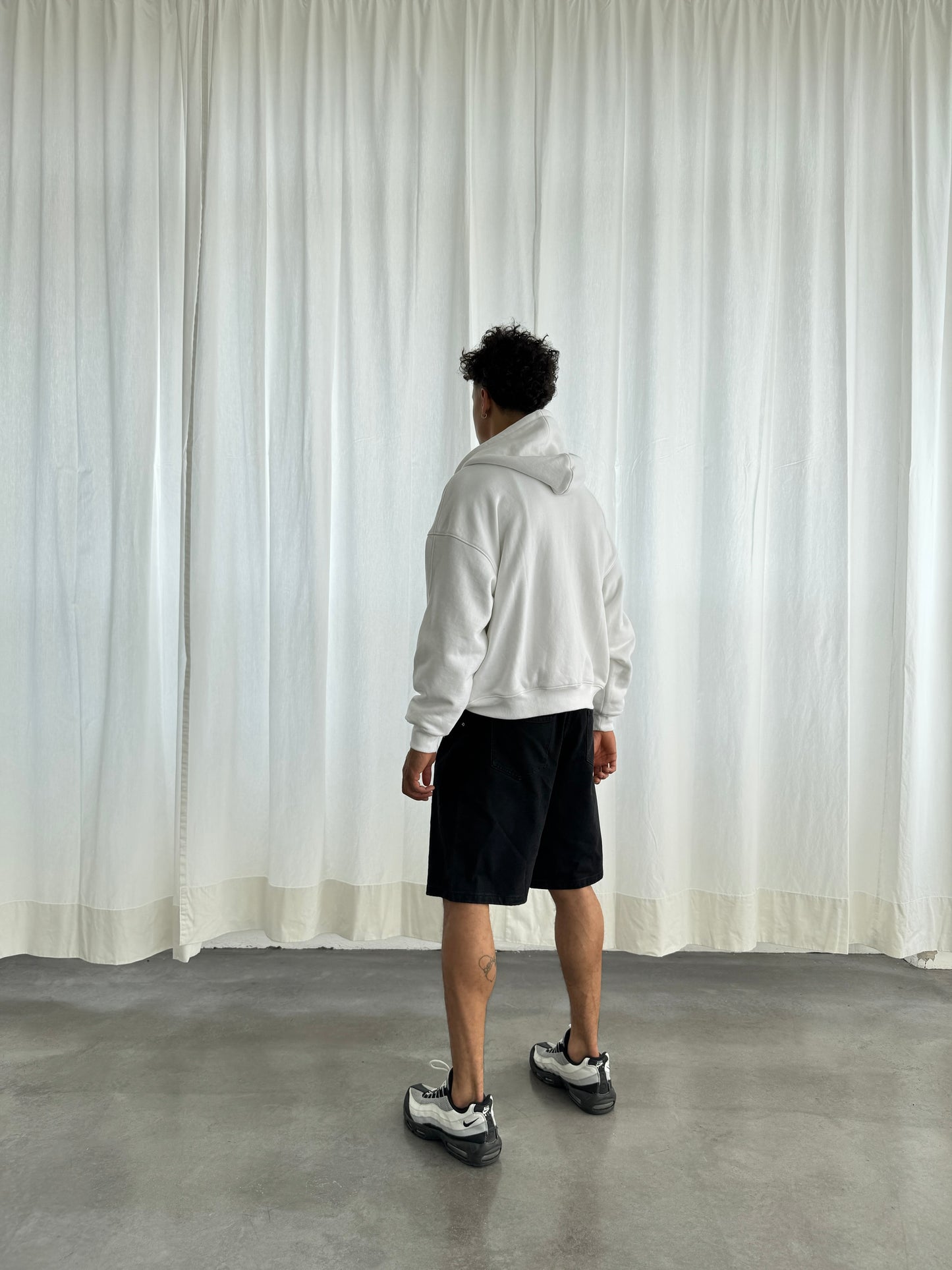 KLIMEK | BEATER – ZIPHOODIE WHITE