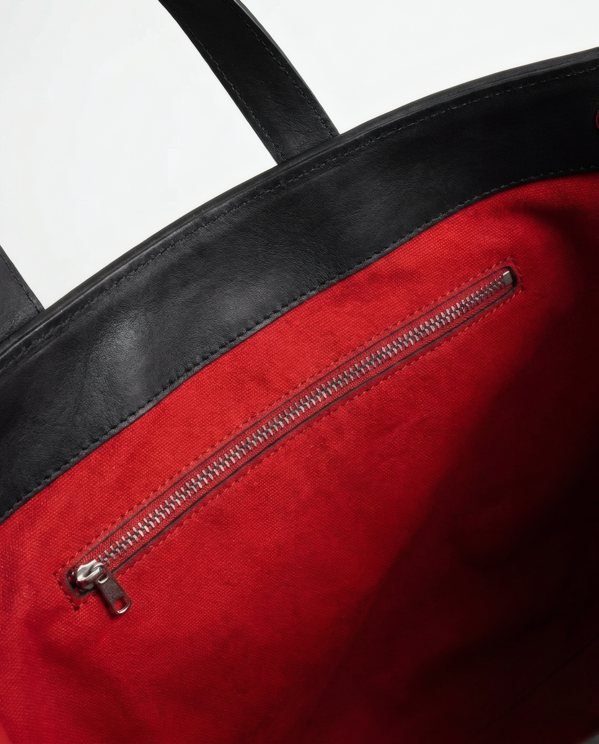 Ledertasche schwarz, Innenreißverschluss